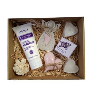 Levendulás női ajándékcsomag kézkrémmel és növényi szappannal – Én Box Shop kézműves wellness box