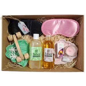 Pároknak összeállított wellness ajándékcsomag – dupla alvómaszk, masszázsolaj és aromaterápia