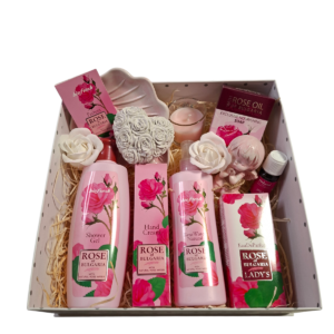 Rózsaszív XL ajándékcsomag – bolgár rózsás luxus kozmetikumok és kézműves kiegészítők prémium díszdobozban