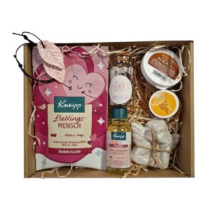 Angyali Puhaság Léleksimogató Ajándékbox – Kneipp fürdőkristály, fürdőolaj, sheavaj